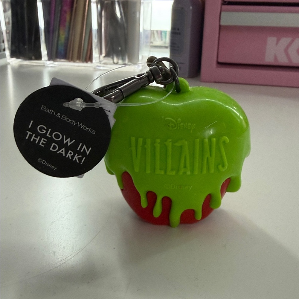 Bath & Body Works Disney Villains Poison Apple Pocket Bac Holder - Picture 3 of 3